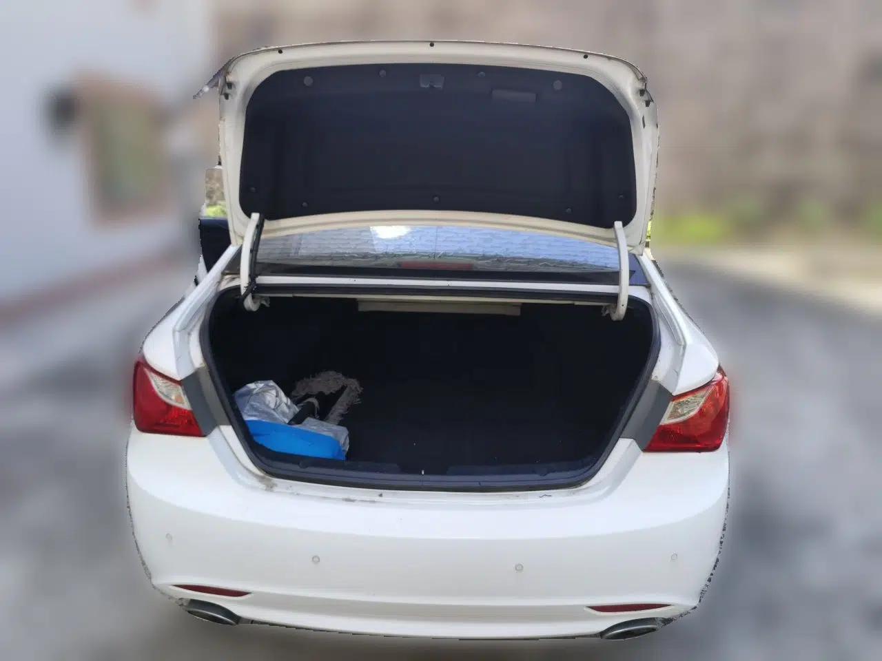 Hyundai Sonata 2014 2.0L Automatic Prestige Edition — миниатюра 19