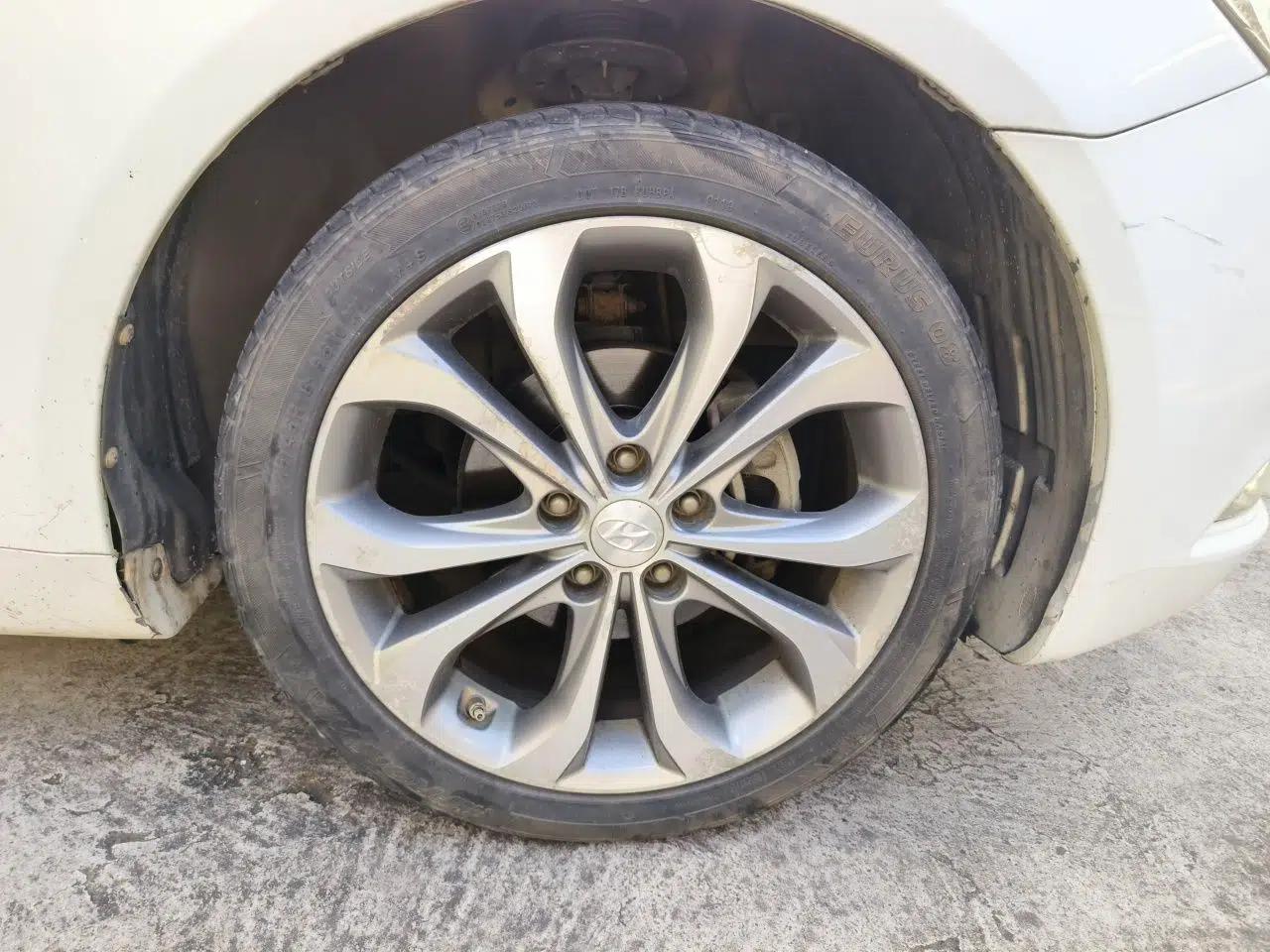 Hyundai Sonata 2014 2.0L Automatic Prestige Edition — миниатюра 8
