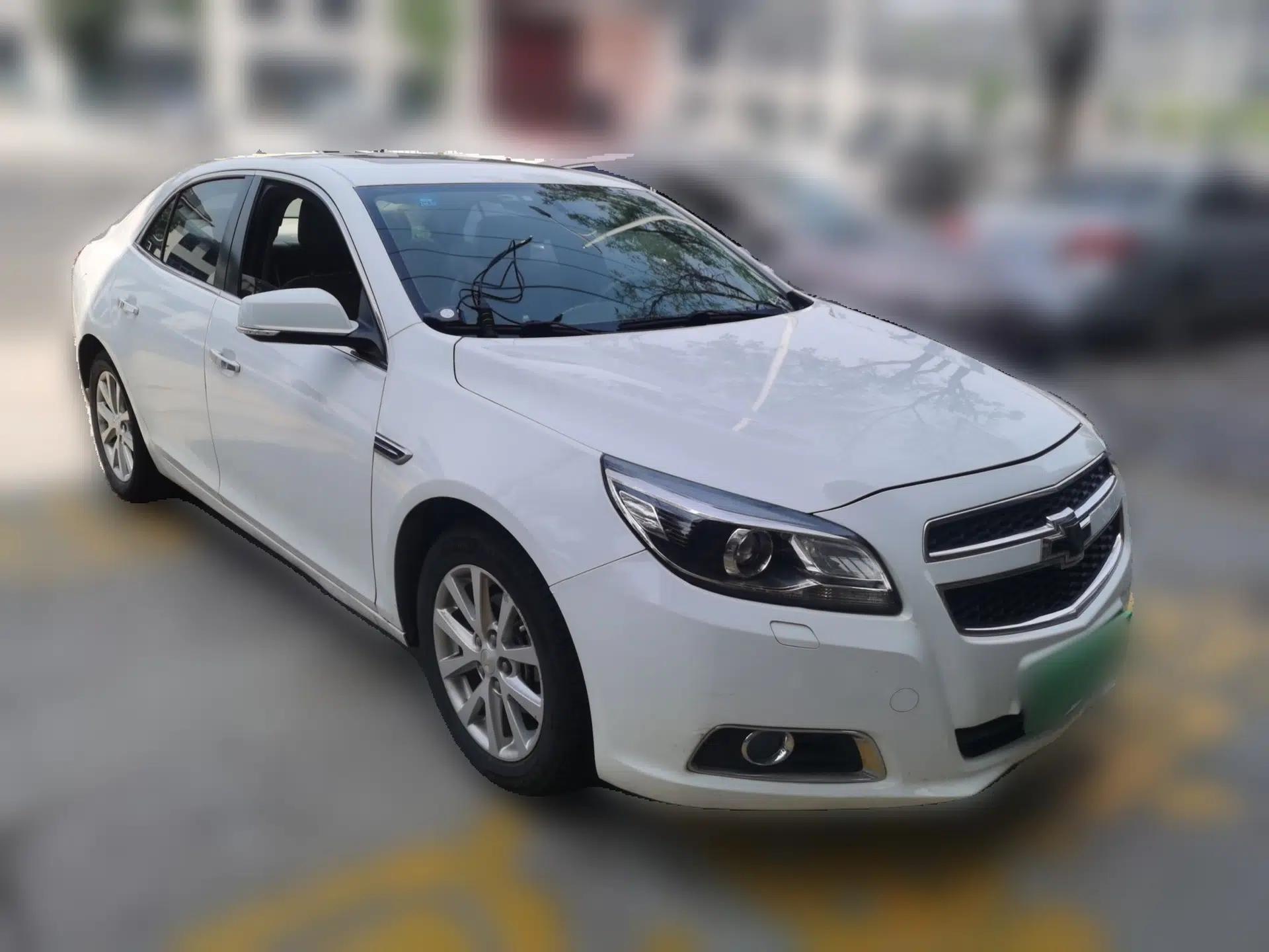 Chevrolet Malibu 2014 2.0L Automatic Luxury Edition — миниатюра 3
