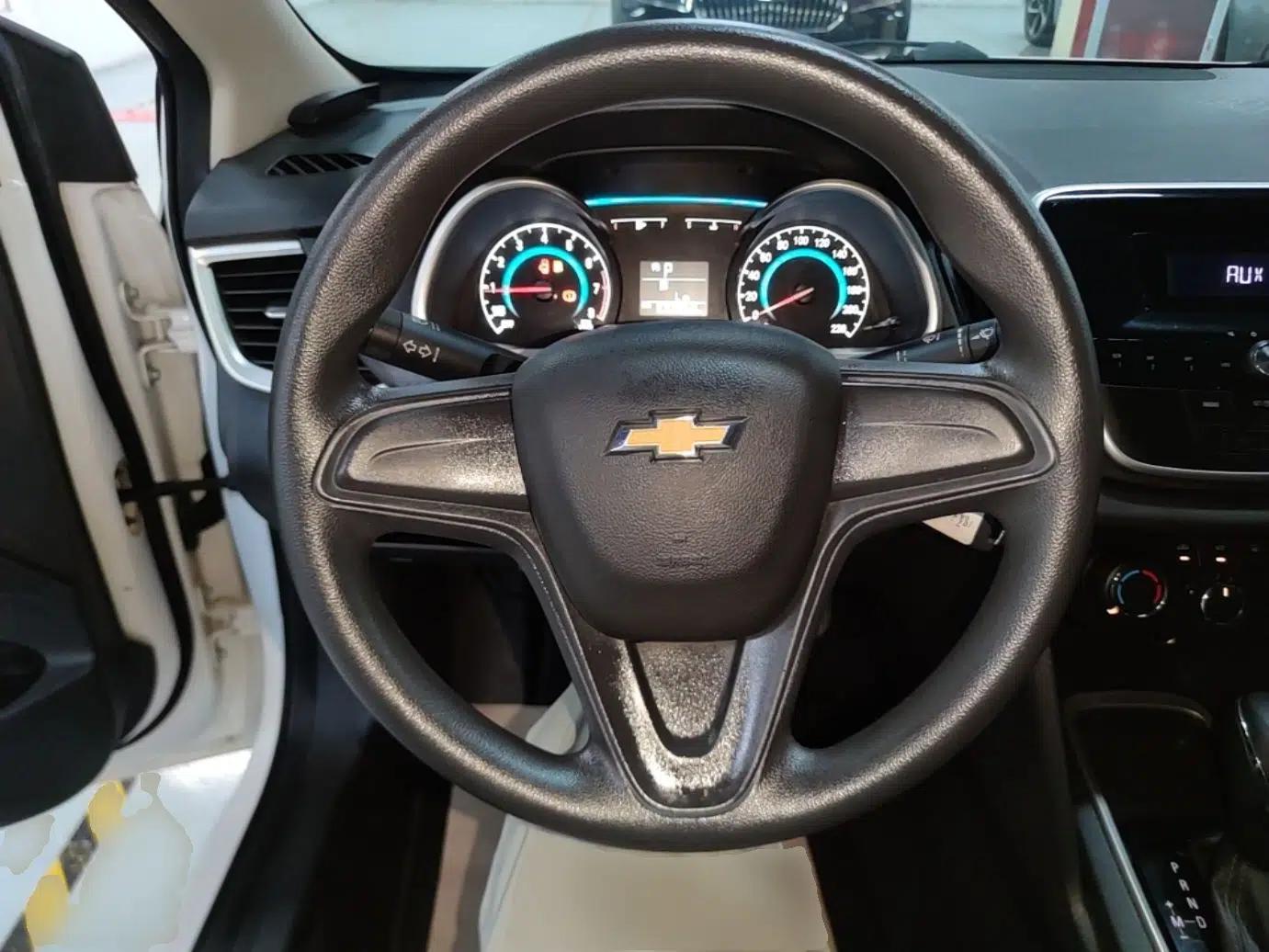 Chevrolet Cavalier 2019 320 Automatic Enjoyment Edition — миниатюра 13