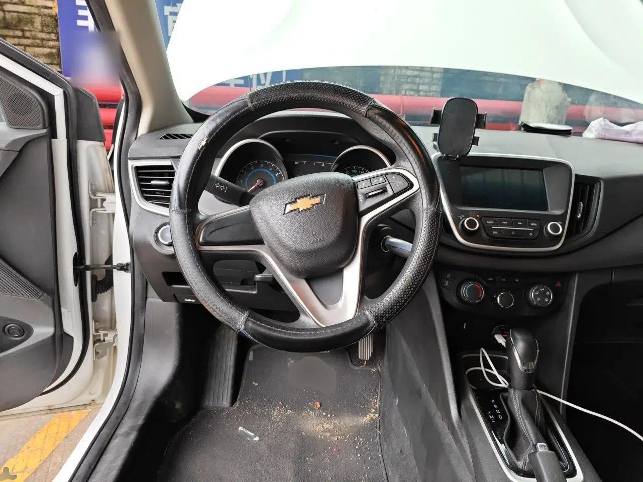 Chevrolet Cavalier 2019 320 Automatic Xinyue Edition — миниатюра 10
