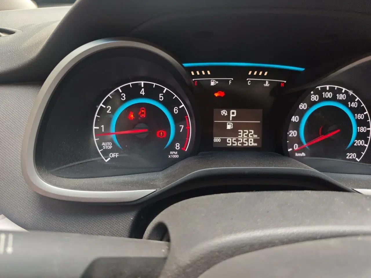 Chevrolet Cavalier 2016 1.5L Automatic Xinyue Edition — миниатюра 12