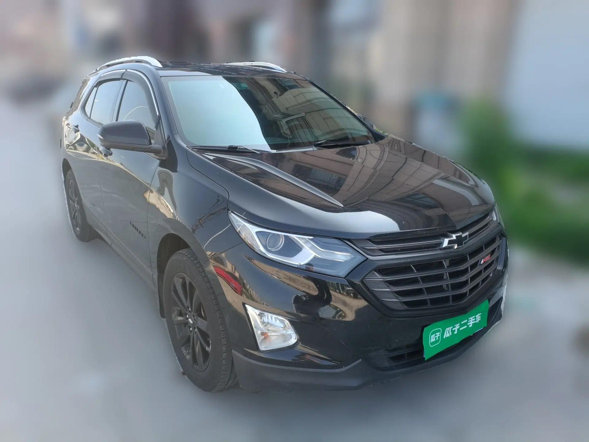 Chevrolet Equinox 2018 RS 550T Automatic All-Wheel-Drive Boundary Edition — миниатюра 3