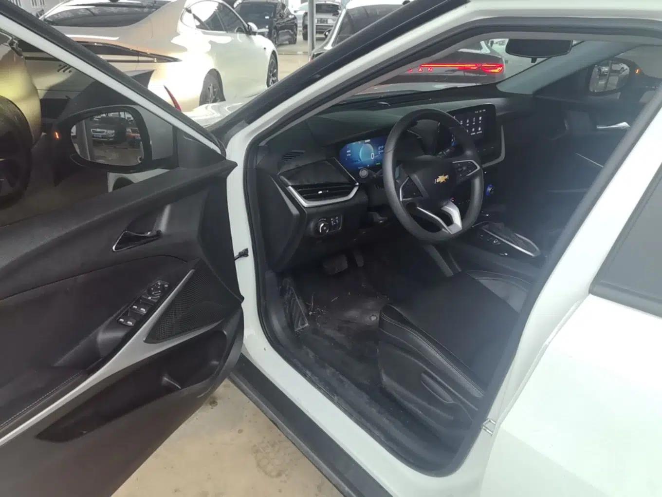 Chevrolet Menlo 2023 Star Enjoyment Version Plus — миниатюра 18