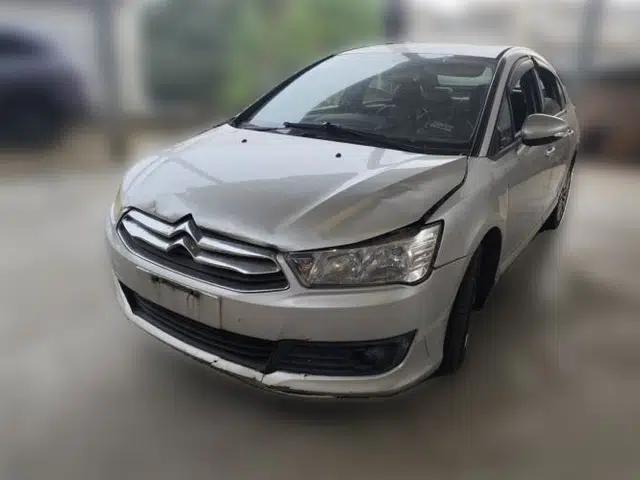 Citroen C-Quatre 2014 VTS Version 1.6L Manual - Premium Model