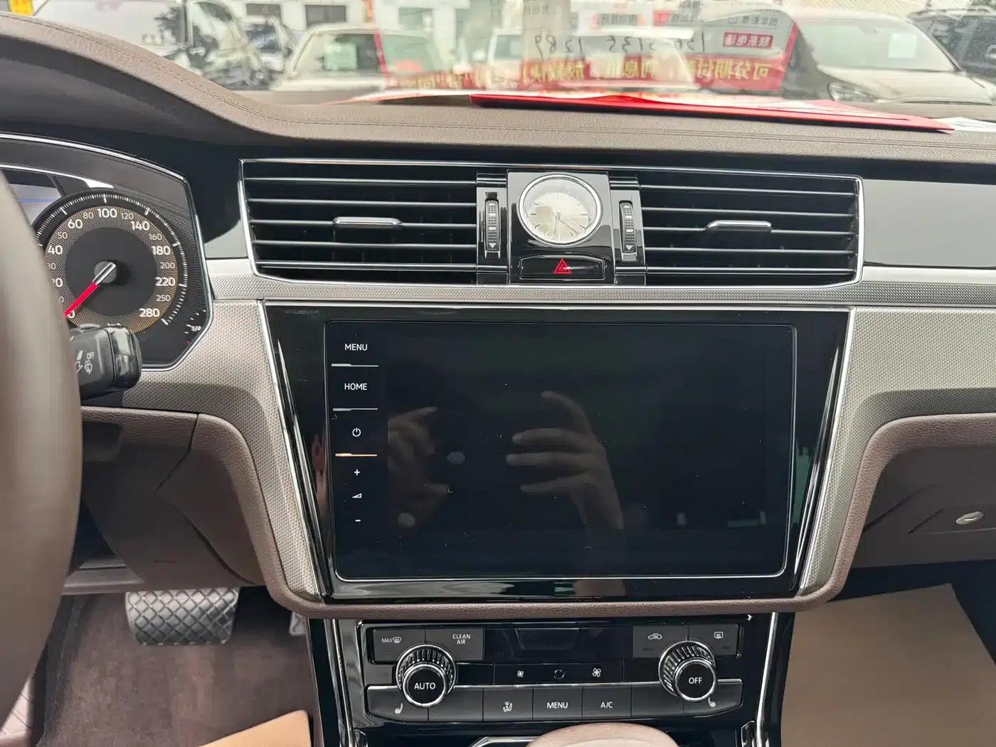 Phideon 2021 380TSI Luxury Edition — миниатюра 7