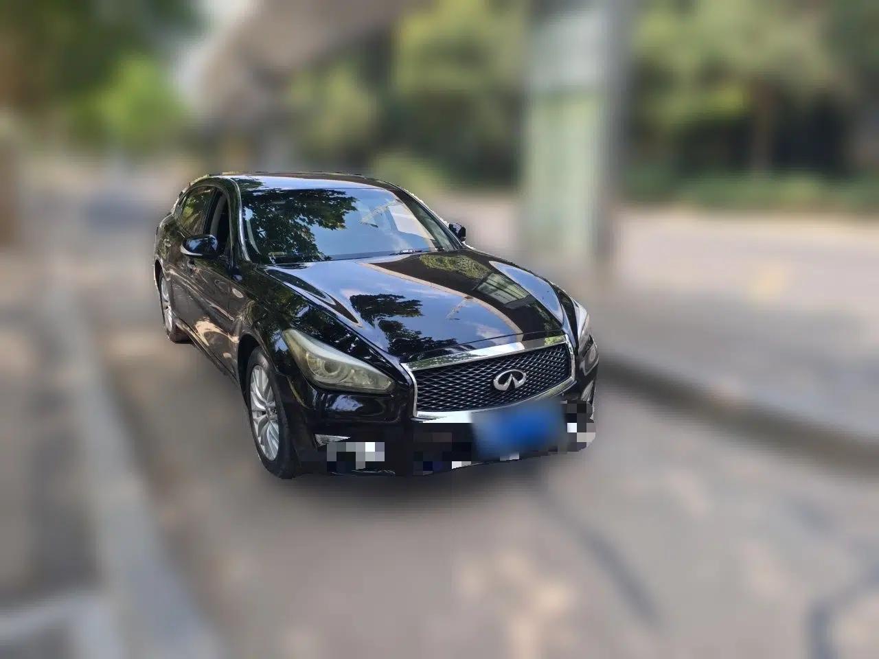 Infiniti Q70 2019 Q70L 2.0T Elite Plus Version — миниатюра 3