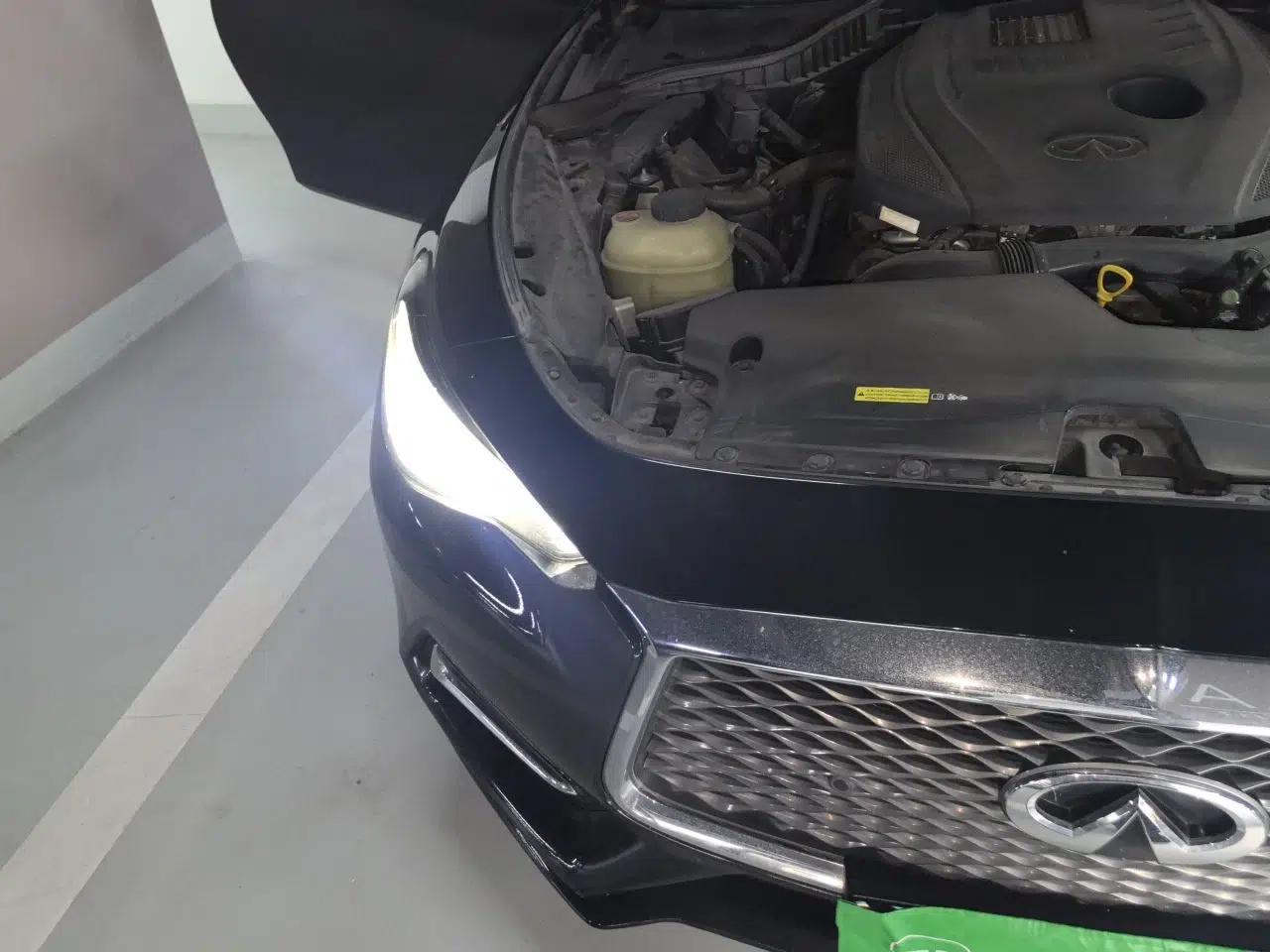 Infiniti Q60 2019 S 2.0T Luxury Sport Edition — миниатюра 7