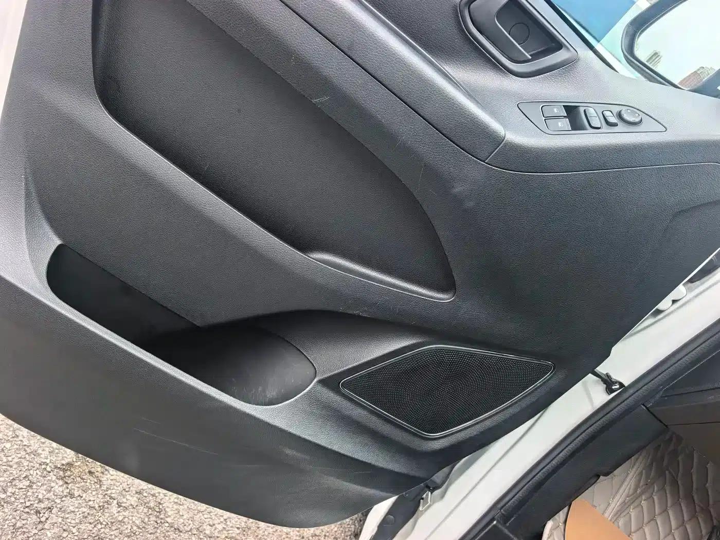 Maxus G10 2016 2.0T Automatic Executive Edition — миниатюра 4