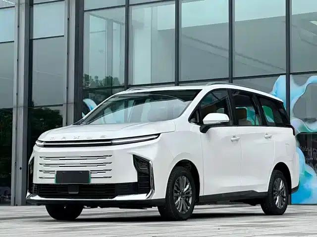 Maxus G50 Plug-in Hybrid 2025 Navigator Edition
