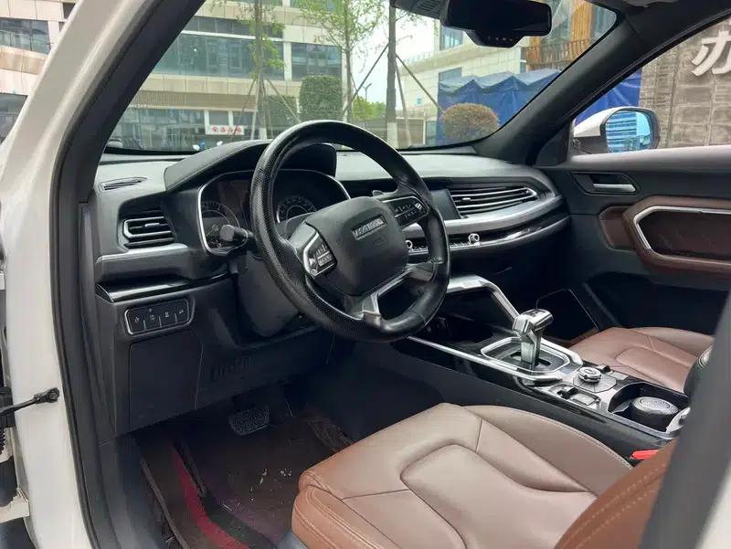 Haval H6 2017 Red Label 2.0T Automatic 2WD Premium Edition — миниатюра 25
