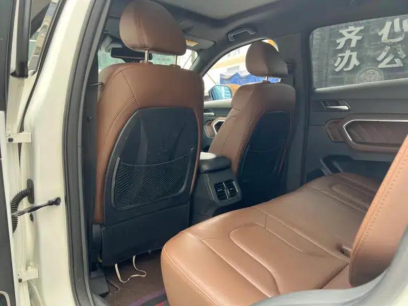 Haval H6 2017 Red Label 2.0T Automatic 2WD Premium Edition — миниатюра 30
