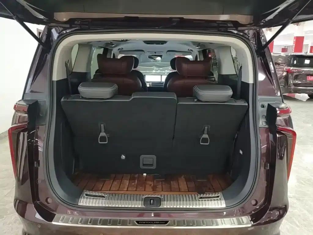 Maxus G90 2022 2.0T Starry Sky 7-Seater Edition — миниатюра 19