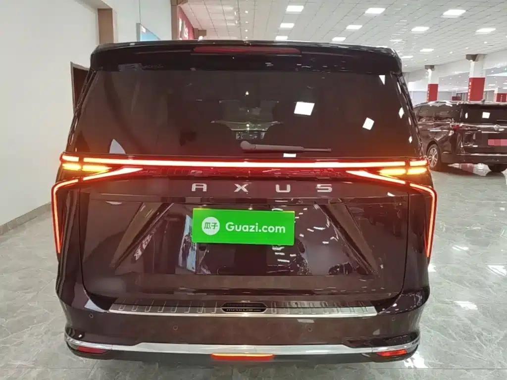 Maxus G90 2022 2.0T Starry Sky 7-Seater Edition — миниатюра 6