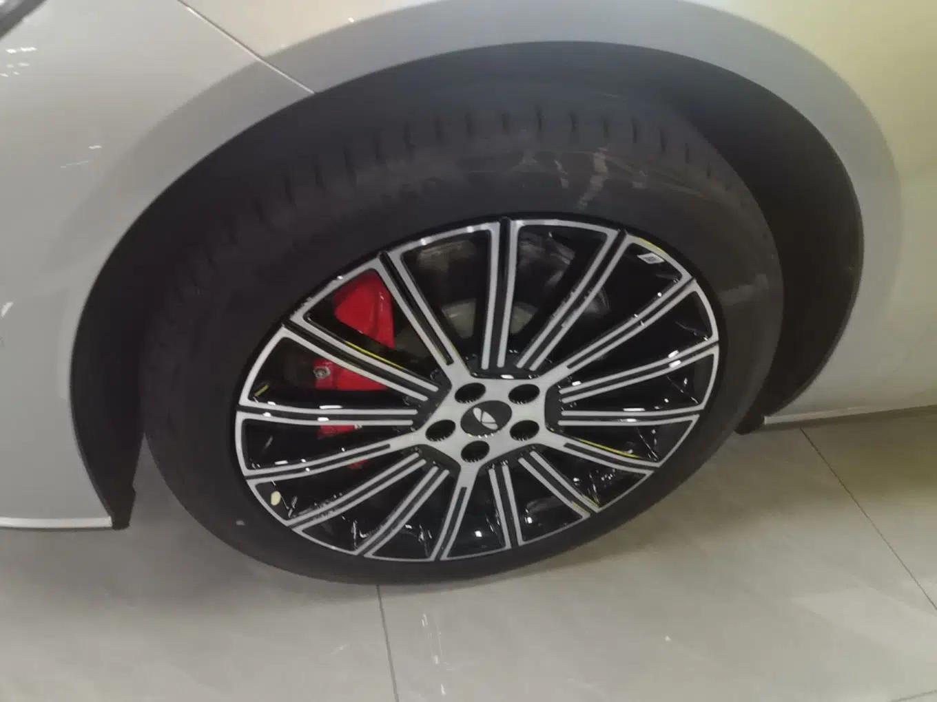 Chery Fengyun Fulwin A9L 2025 Model, Four-Wheel Drive High-Energy Peak Edition — миниатюра 10