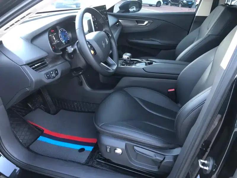 Hongqi E-QM5 2021 Charging Flagship Edition — миниатюра 9