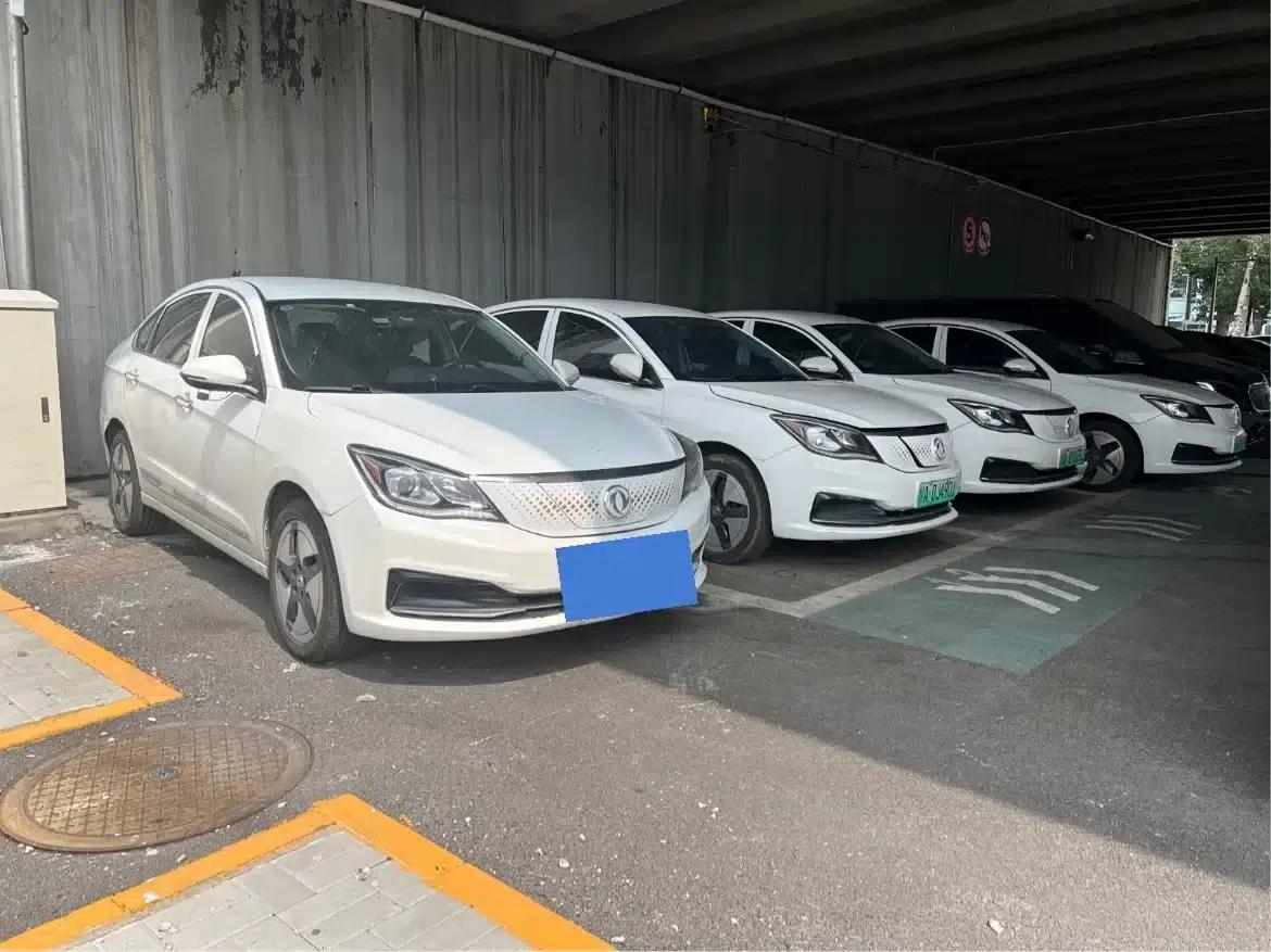 Dongfeng Fengshen E70 2022 500 Super Enjoy Edition — миниатюра 12