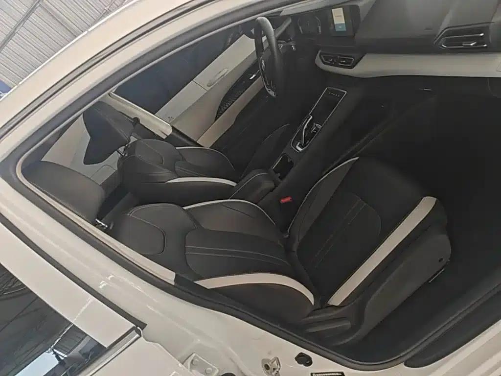 Dongfeng Fengshen E70 2020 500 Super Enjoy Edition — миниатюра 25