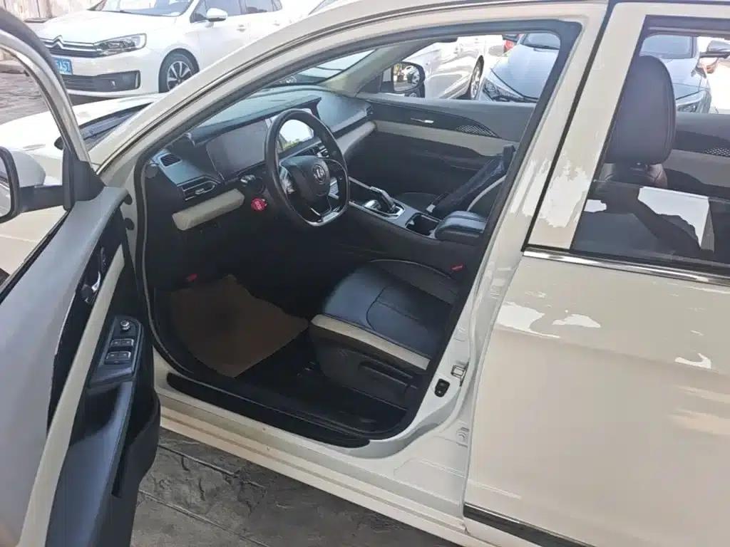 Dongfeng Fengshen E70 2021 Facelift III 500 Super Enjoy Edition — миниатюра 15