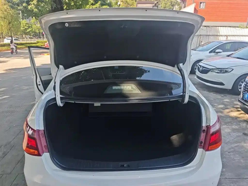 Dongfeng Fengshen E70 2021 Facelift III 500 Super Enjoy Edition — миниатюра 19