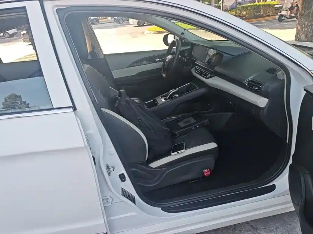 Dongfeng Fengshen E70 2021 Facelift III 500 Super Enjoy Edition — миниатюра 25