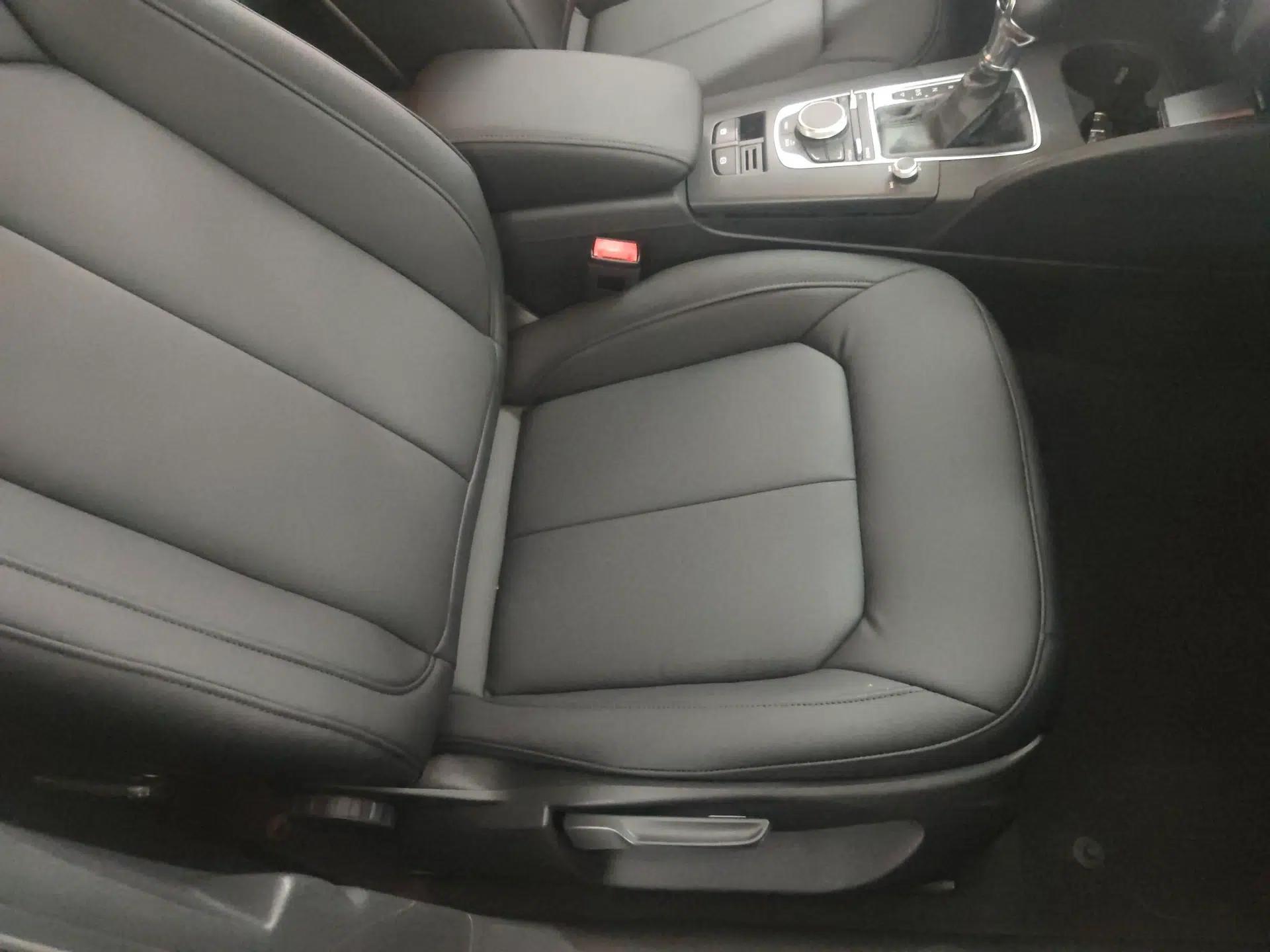 Audi A3 2016 Limousine 35 TFSI Prestige Edition — миниатюра 12