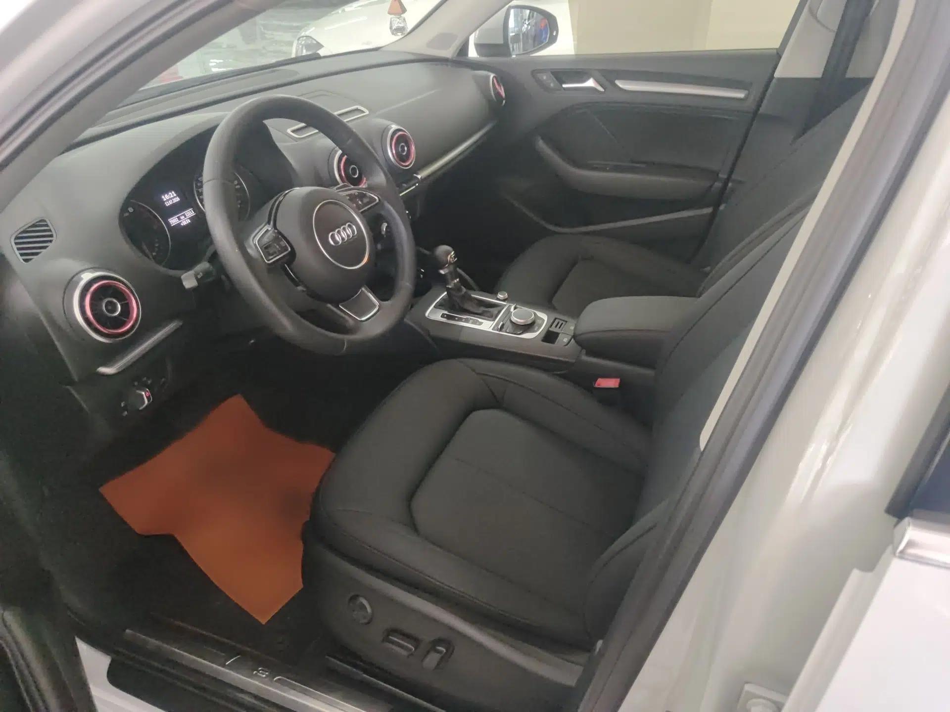 Audi A3 2016 Limousine 35 TFSI Prestige Edition — миниатюра 17
