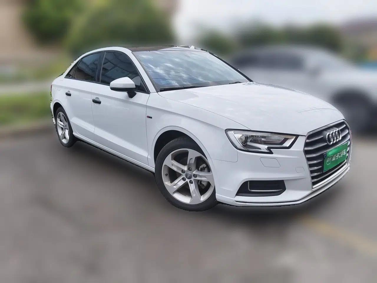 Audi A3 2020 Restyled Limousine 35 TFSI Ambition Version China VI — миниатюра 3