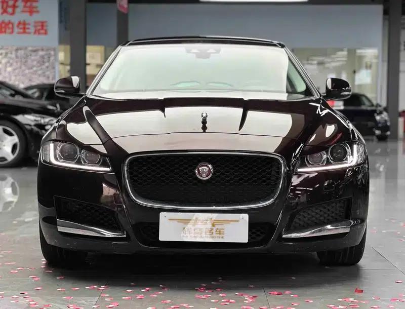 Jaguar XFL 2020 2.0T P200 2WD Elegance Edition — миниатюра 2