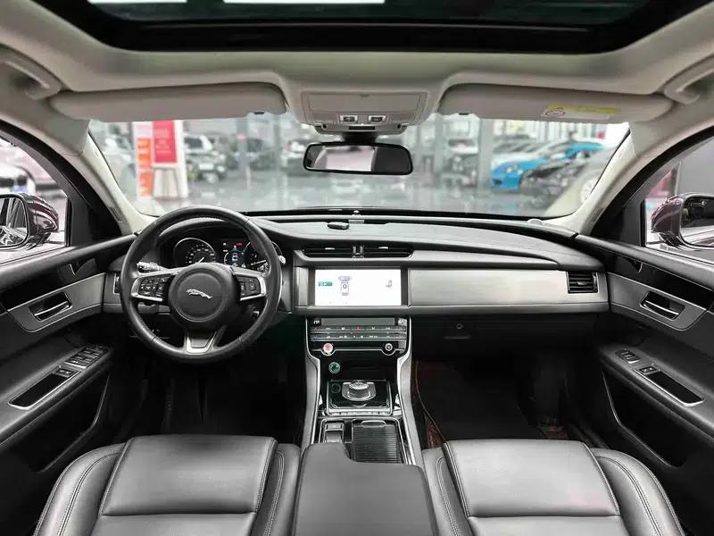 Jaguar XFL 2020 2.0T P200 2WD Elegance Edition — миниатюра 5