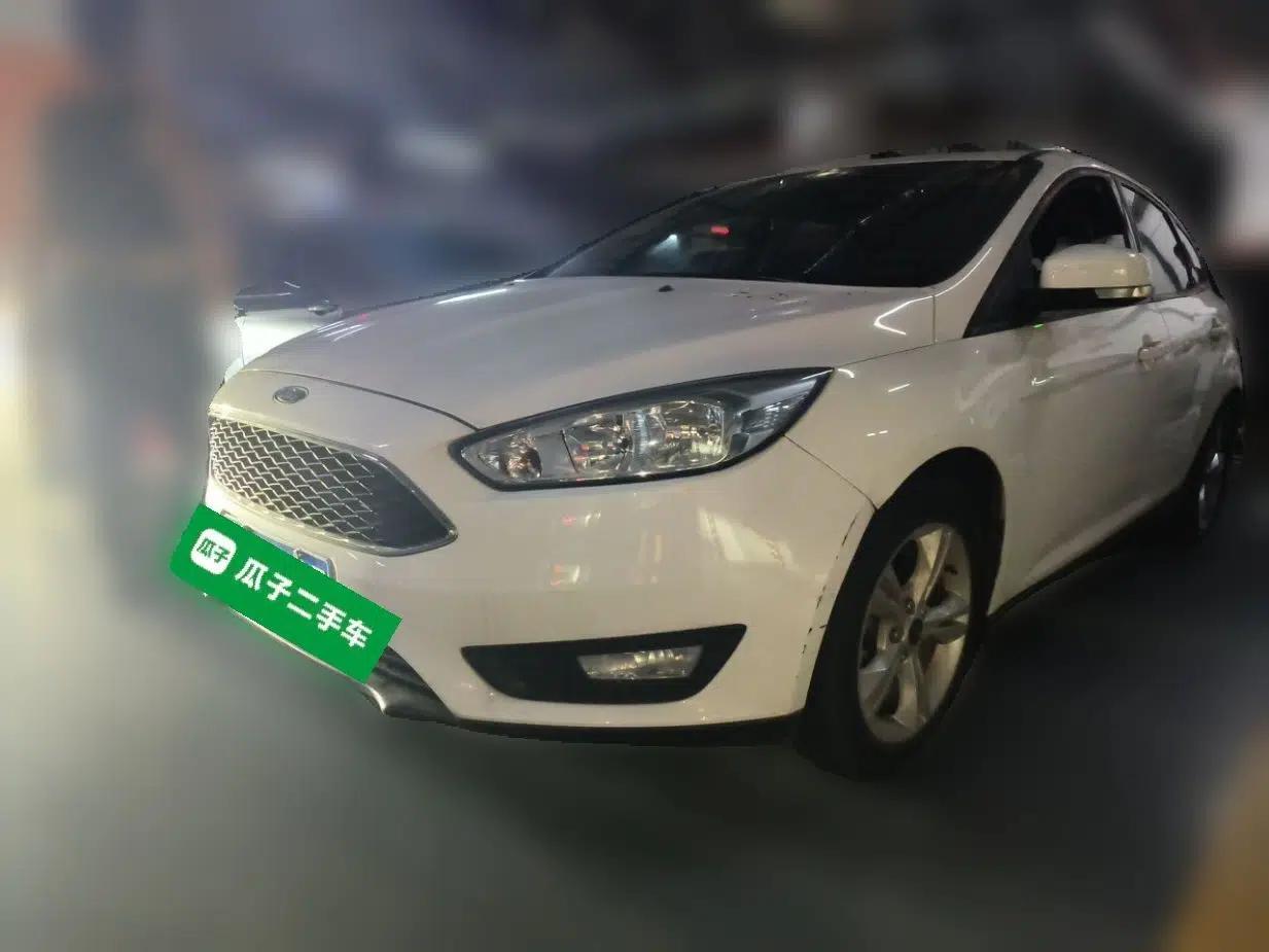 Ford Focus 2017 Hatchback 1.6L Manual Comfort Plus SmartDrive Edition — миниатюра 1