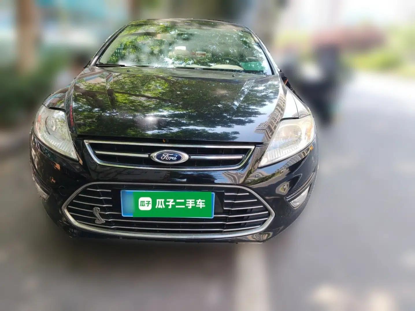 Ford Mondeo 2011 2.0L GTDi 200 Fashion Edition — миниатюра 2