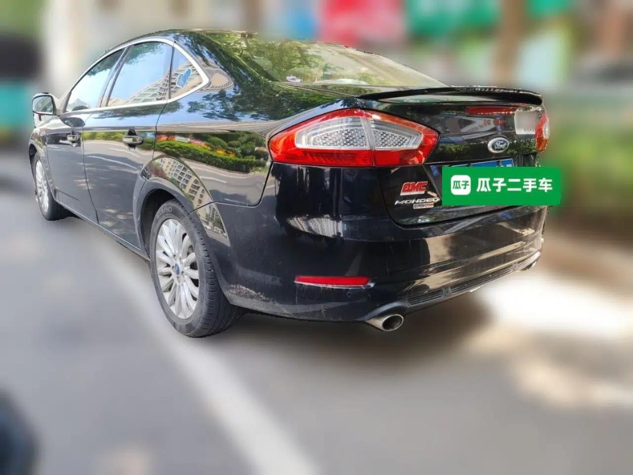 Ford Mondeo 2011 2.0L GTDi 200 Fashion Edition — миниатюра 4