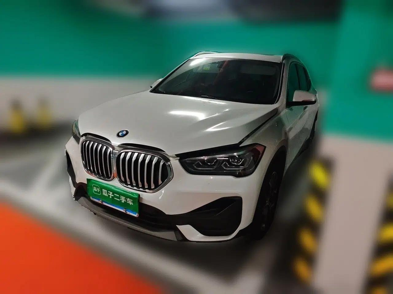 BMW X1 2021 sDrive25Li Leading Model — миниатюра 1