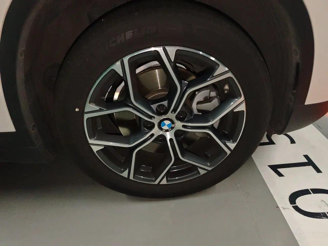 BMW X1 2021 sDrive25Li Leading Model — миниатюра 8