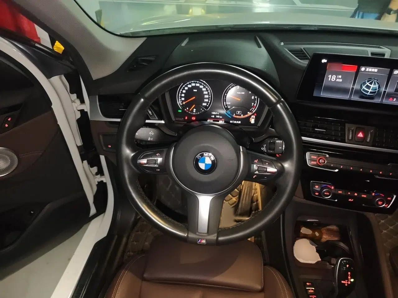 BMW X1 2021 sDrive25Li Leading Model — миниатюра 9
