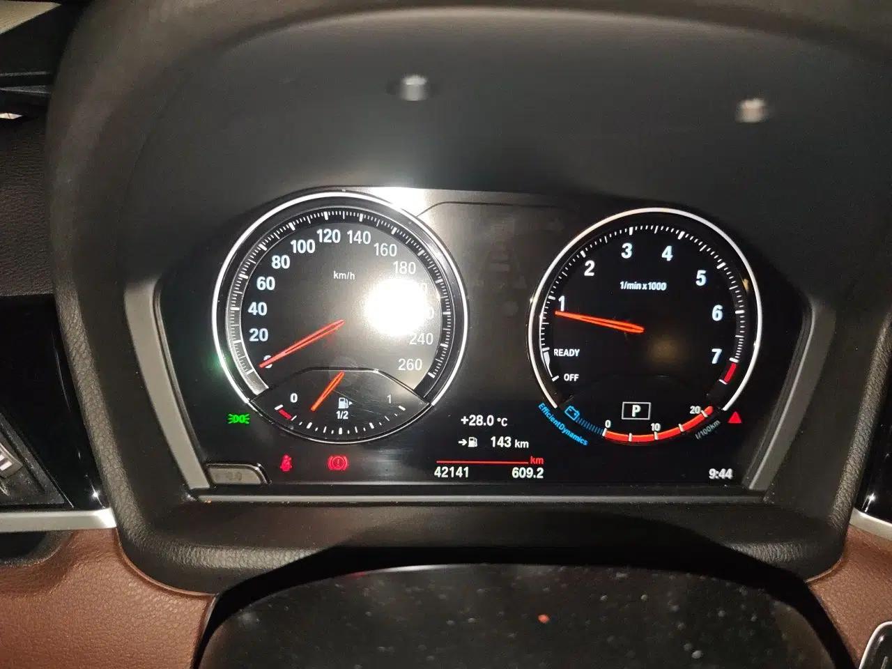 BMW X1 2021 sDrive25Li Leading Model — миниатюра 10
