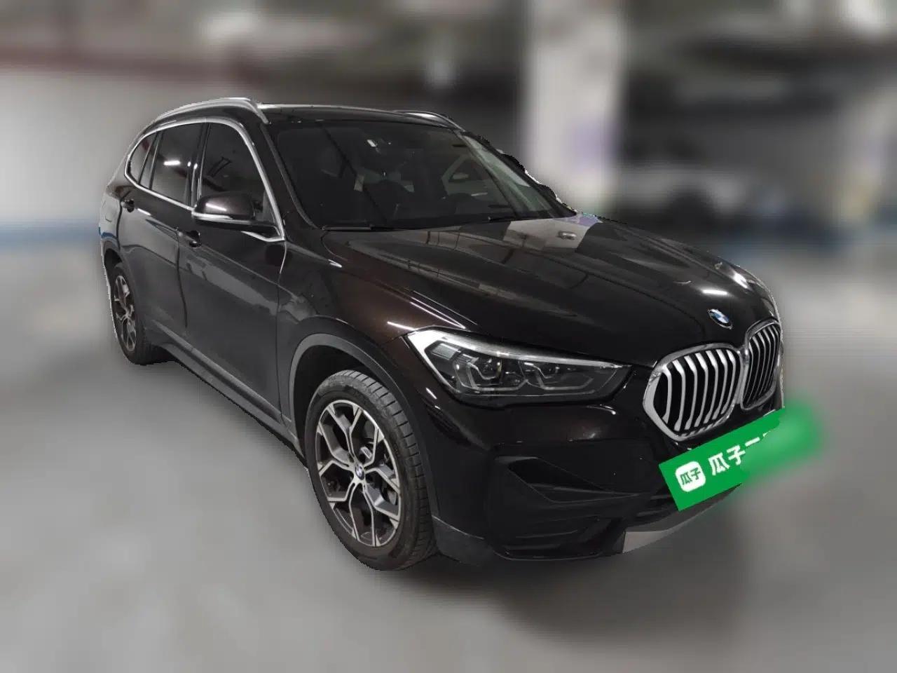 BMW X1 2021 sDrive25Li Leading Model — миниатюра 3