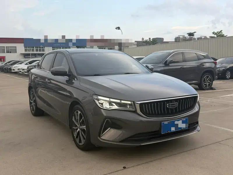 Geely Emgrand 2022 4th Generation 1.5L CVT Flagship Edition — миниатюра 3