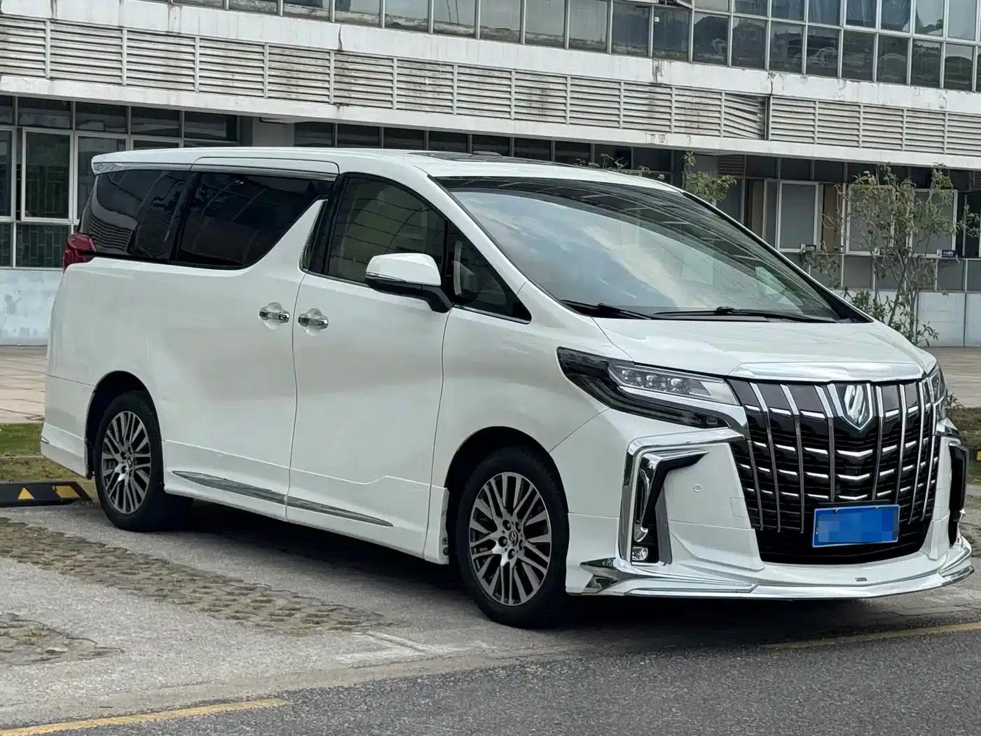 2015 Alphard 3.5L Premium Edition — миниатюра 3