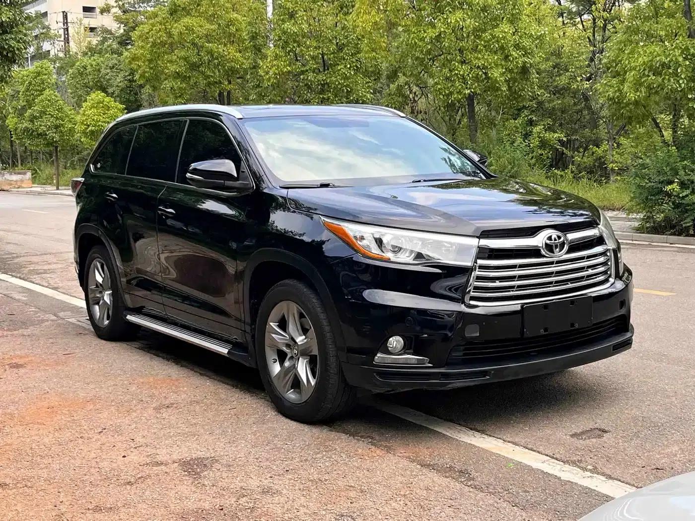 2017 Highlander 2.0T AWD Luxury 7-seater — миниатюра 3