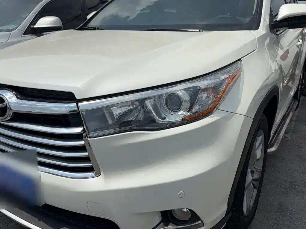2015 Highlander 2.0T AWD Luxury 7-seater — миниатюра 3