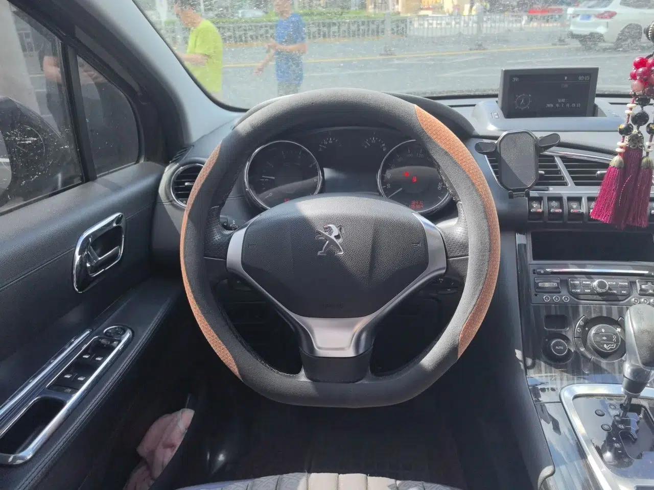 Peugeot 3008 2013 1.6THP Automatic Prestige Edition — миниатюра 10