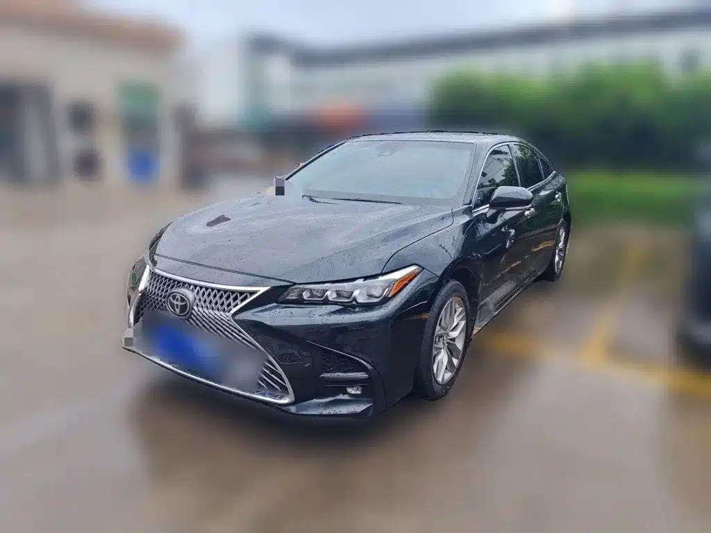 2021 Toyota Avalon 2.5L Luxury Edition — миниатюра 1