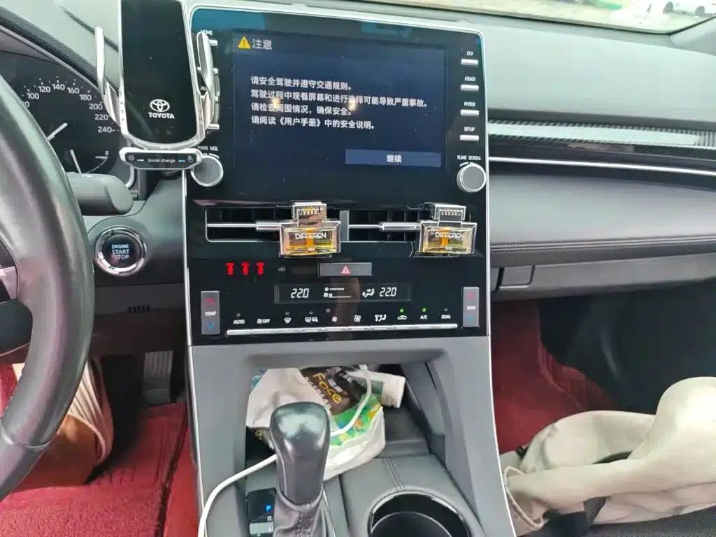 2021 Toyota Avalon 2.5L Luxury Edition — миниатюра 14