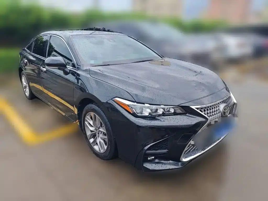 2021 Toyota Avalon 2.5L Luxury Edition — миниатюра 3