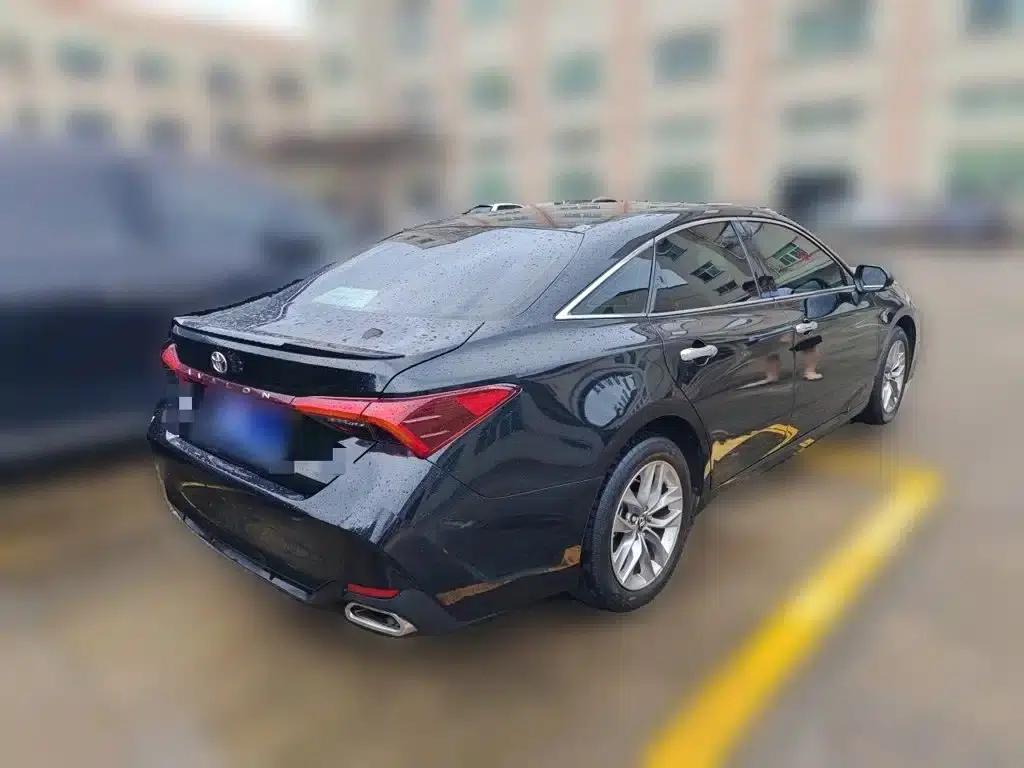 2021 Toyota Avalon 2.5L Luxury Edition — миниатюра 6
