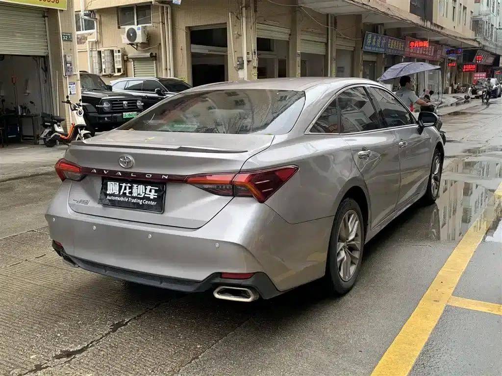 2021 Toyota Avalon 2.5L Luxury Edition — миниатюра 8