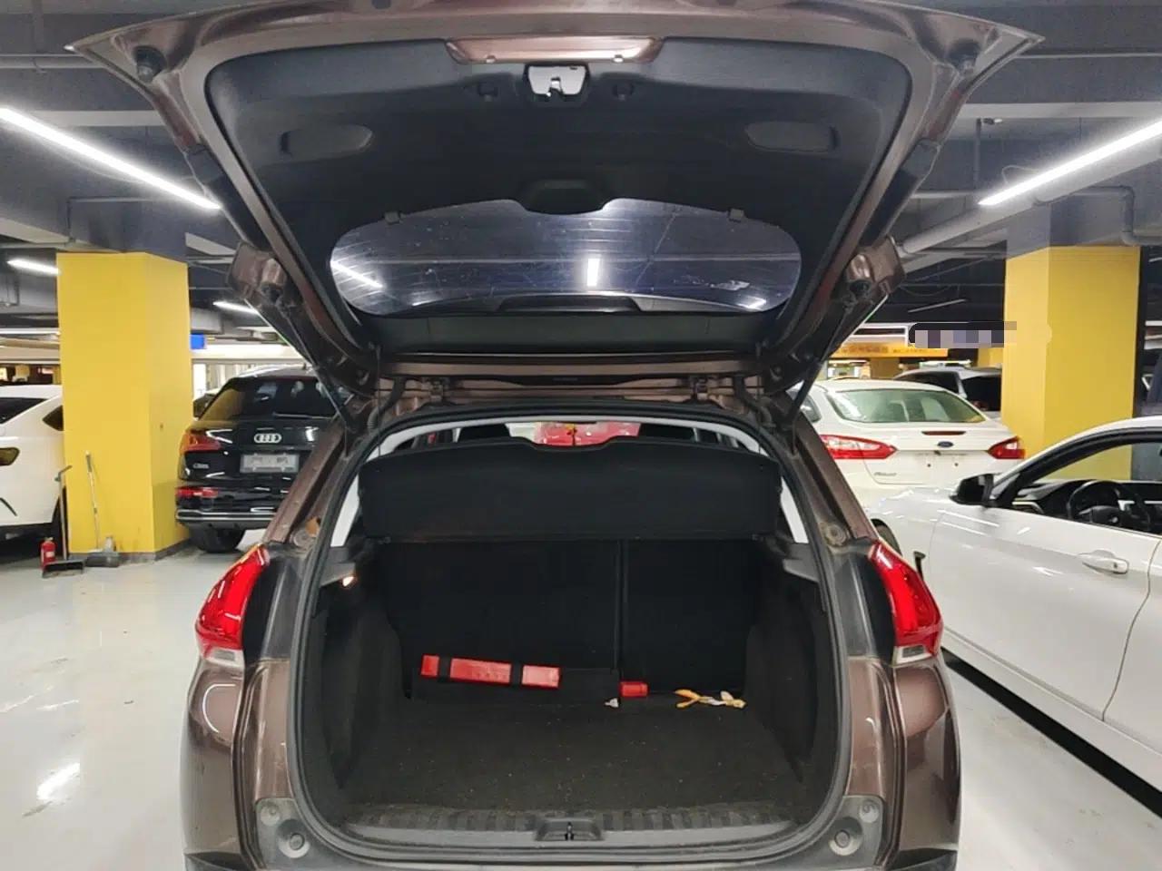 Peugeot 2008 2014 1.6L Automatic Trend Edition — миниатюра 22