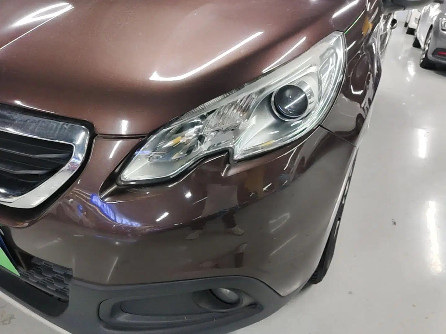 Peugeot 2008 2014 1.6L Automatic Trend Edition — миниатюра 8